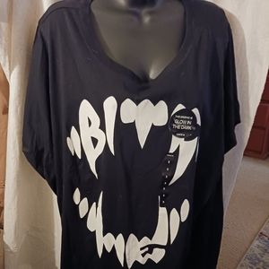 Graphic t-shirt